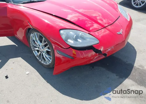 2005 Chevrolet Corvette z USA, uszkodzony, nr VIN 1G1YY24U355135884